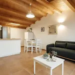 アパート La Terrazza Del Garraffello *